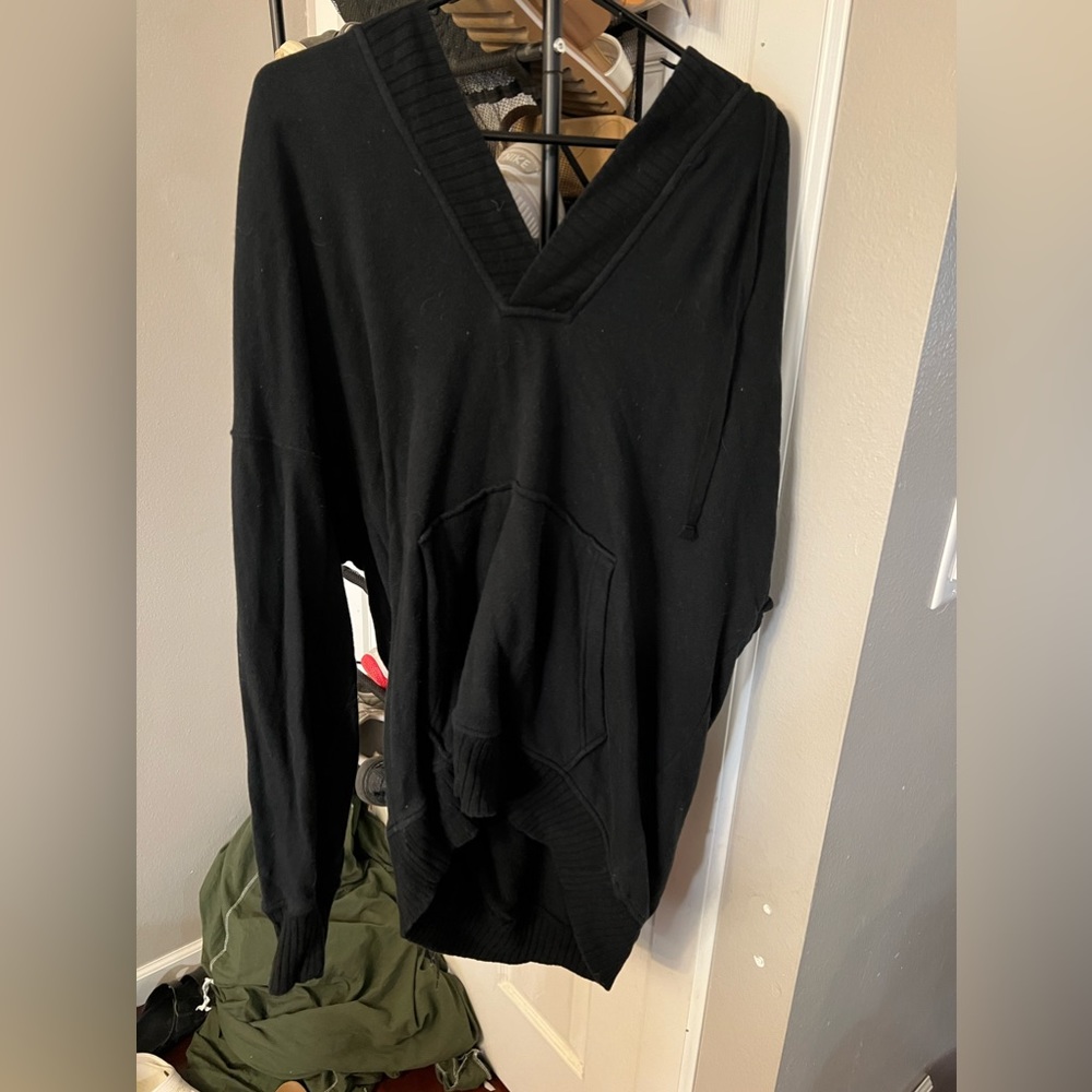 Aerie over sized v-neck sweatshirt